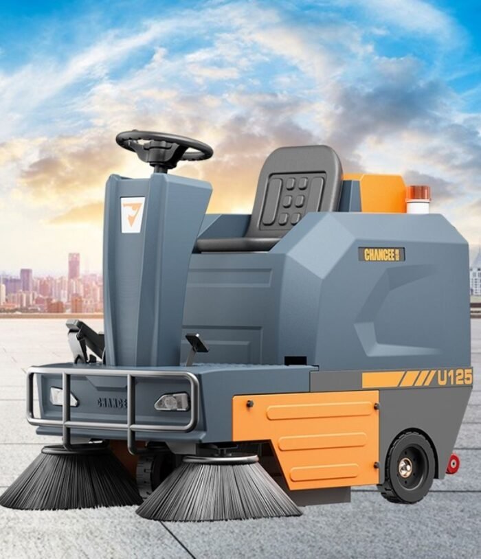 Orka U125 Binicili Süpürme Makinesi 10