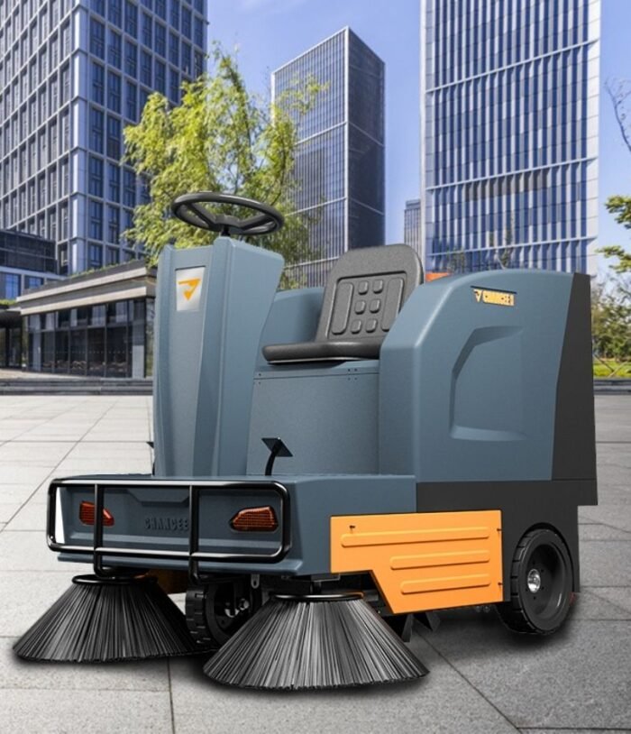 Orka U135 Binicili Süpürme Makinesi 5