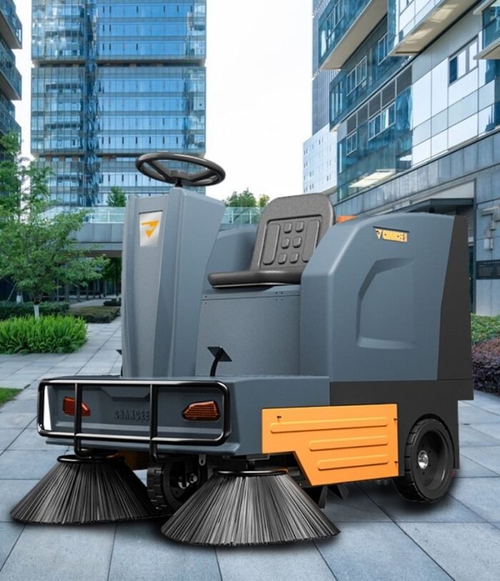 Orka U135 Binicili Süpürme Makinesi 7