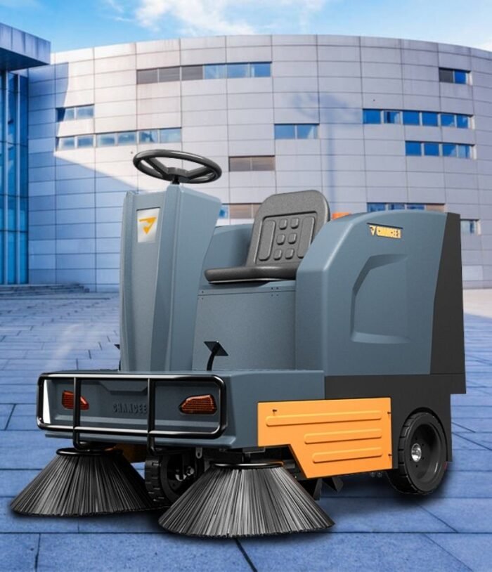 Orka U135 Binicili Süpürme Makinesi 9